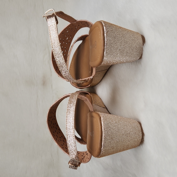 Top Moda Desire1 Champagne Size 9 NWT in Original Retail box - Picture 8 of 16